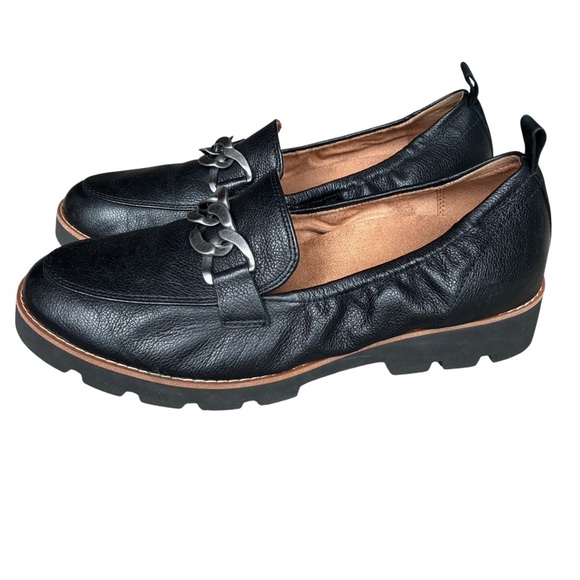 Vionic Cynthia Leather Loafer Chunky Chain Detail Black Leather Size 8 - Picture 2 of 11